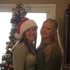 Meet your Posher, Lily